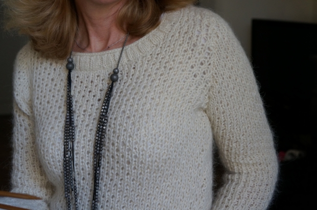 Pull écru tricoté main