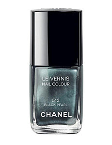 Le-vernis-Black-Pearl-de-Chanel