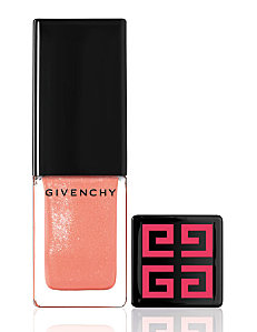 Le-vernis-Please-!-de-Givenchy portrait gallery.jpe