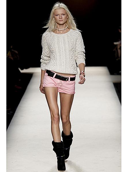 defile-marant-printemps-0-560399813.png