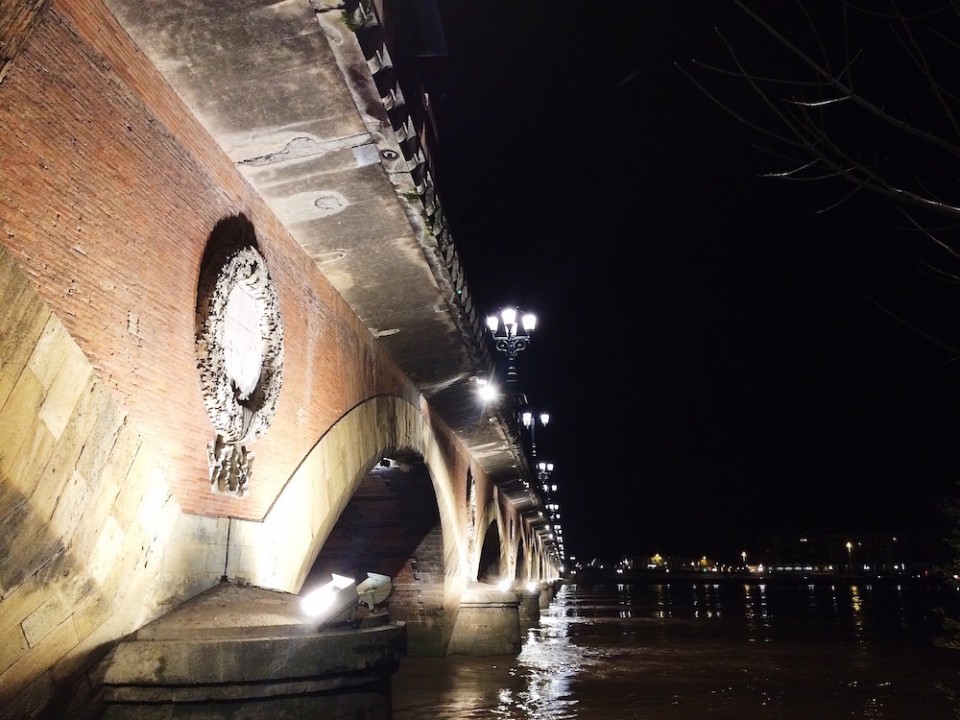 PONT DE PIERRE BORDEAUX