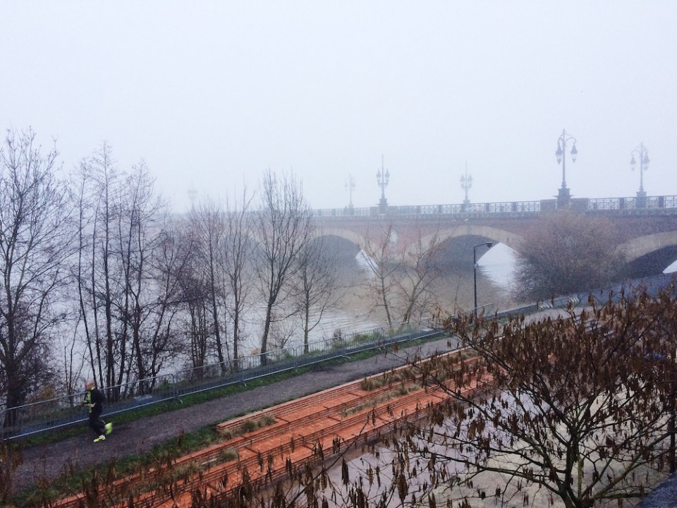 PONT DE PIERRE BORDEAUX