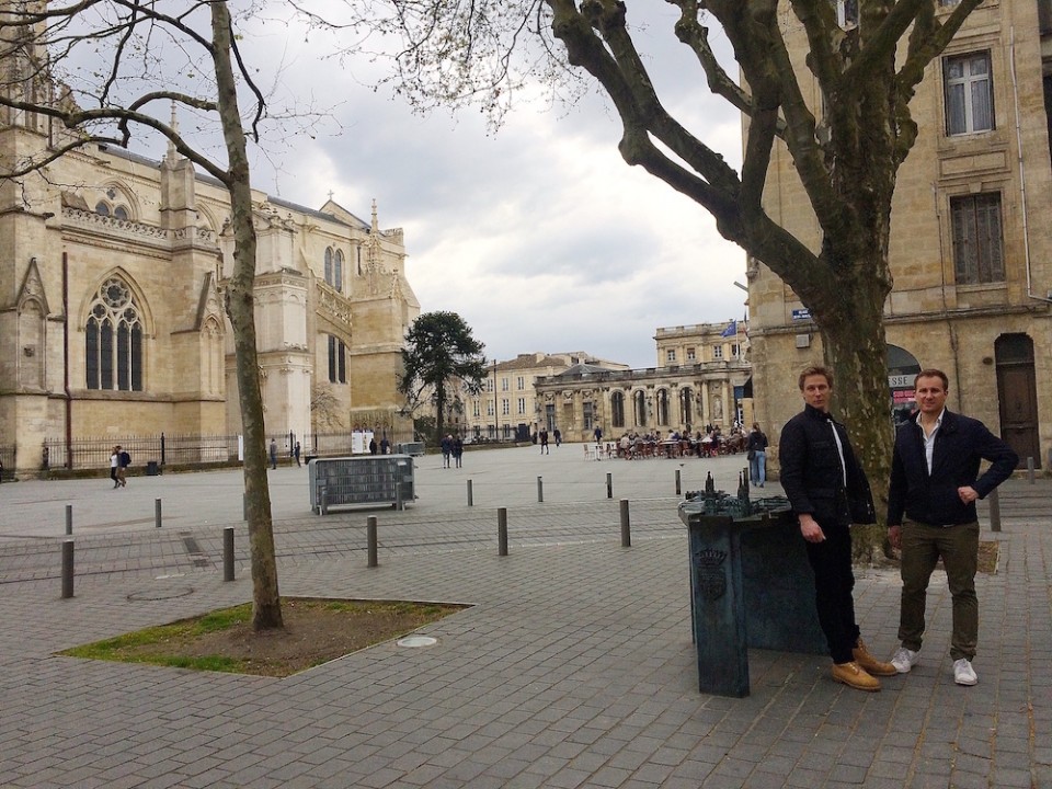  PLACE PEY BERLAND BORDEAUX