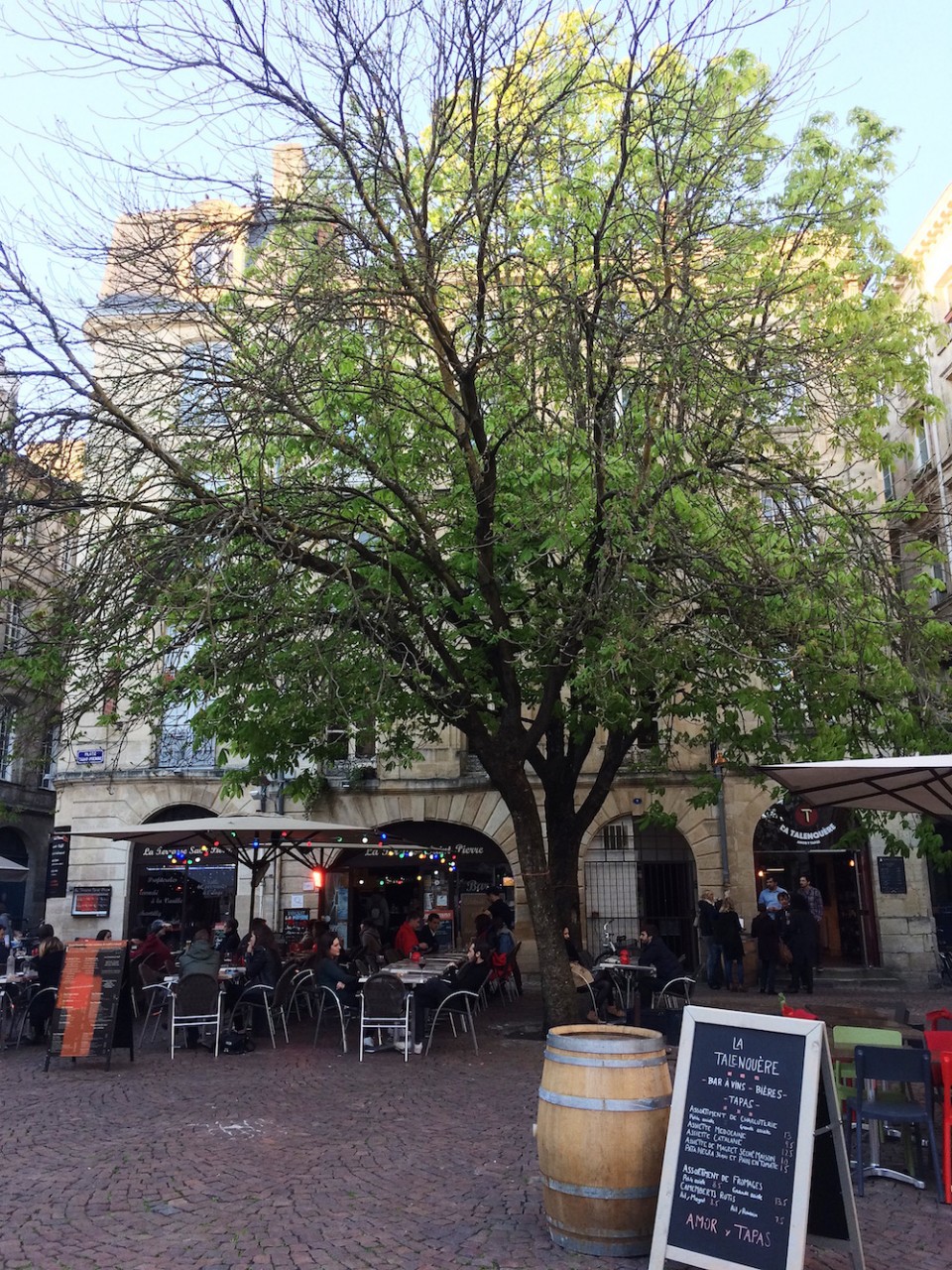 PLACE SAINT PIERRE BORDEAUX