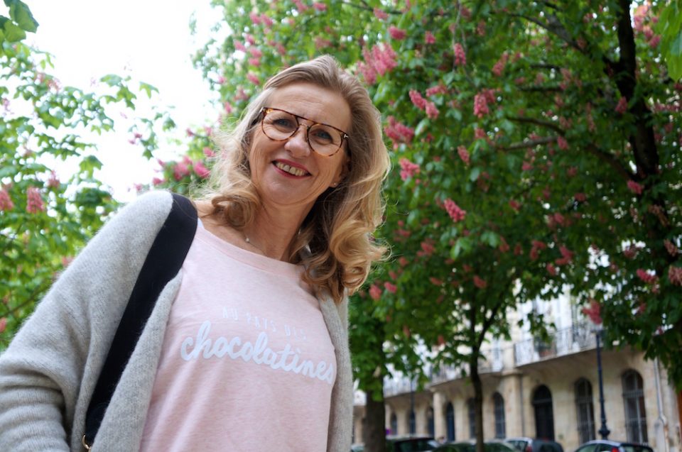 AU PAYS DES CHOCOALTINES LES PAVES BORDELAIS