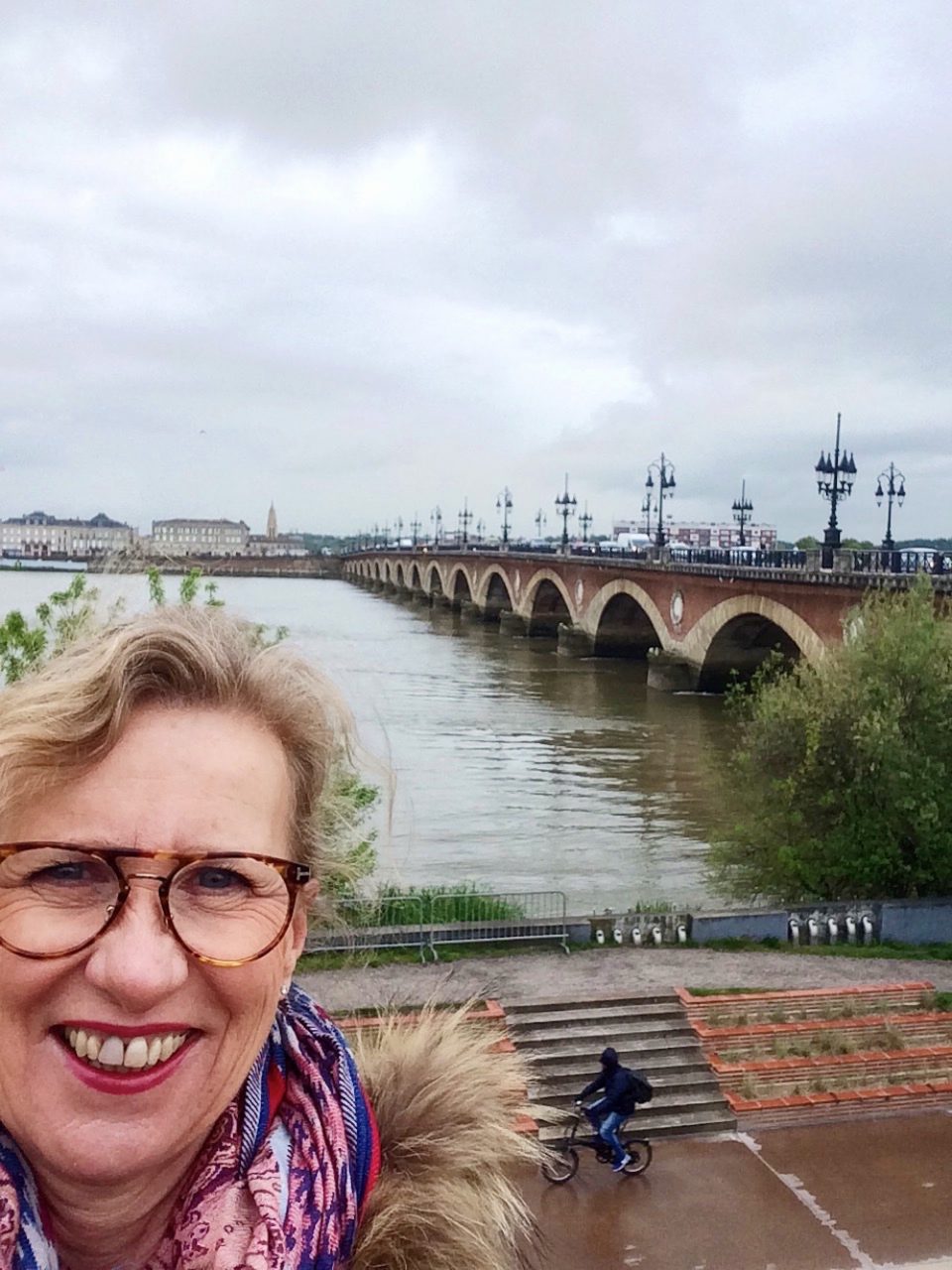 PONT DE PIERRE BORDEAUX