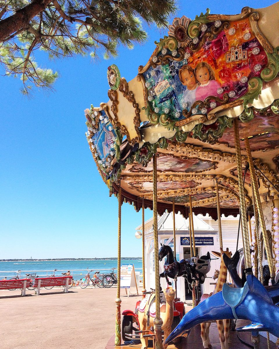 CAROUSEL MOULLEAU VILLAGE