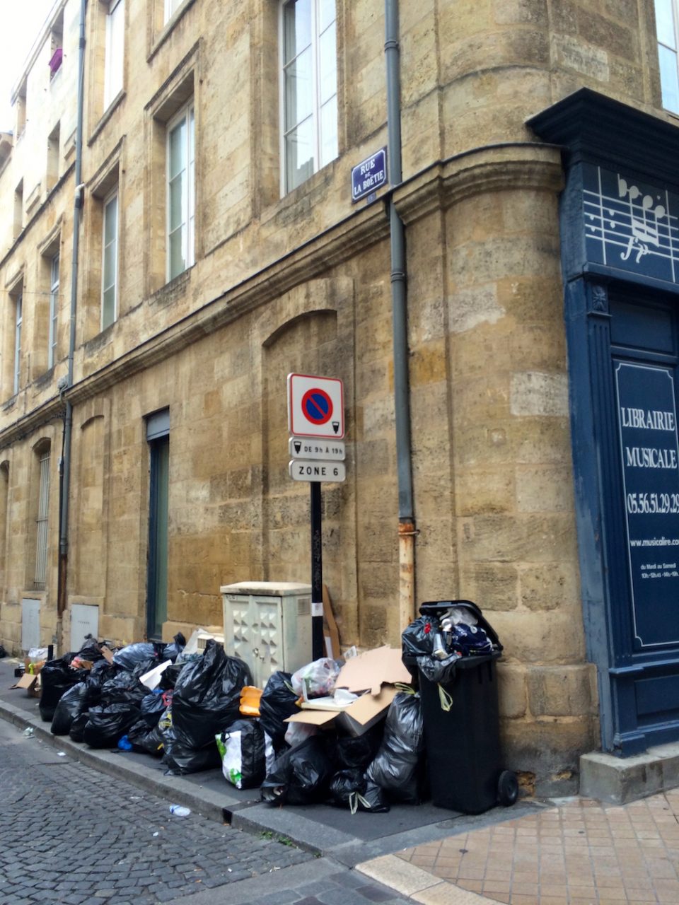 BORDEAUX GREVE DES EBOUEURS JUIN 2016