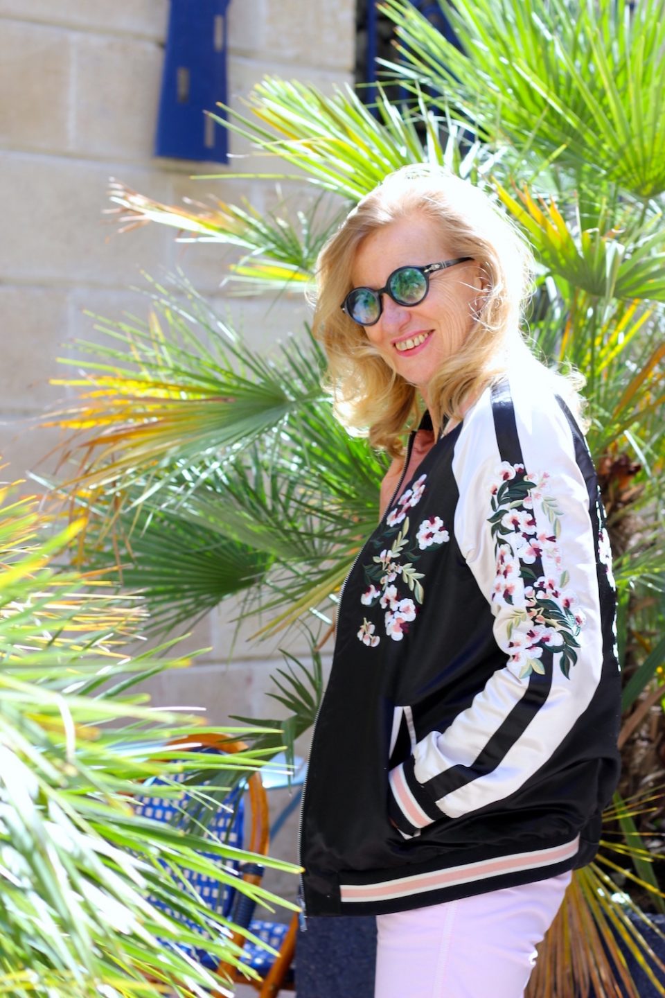 Bomber stradivarius 2016 noir et fleurs