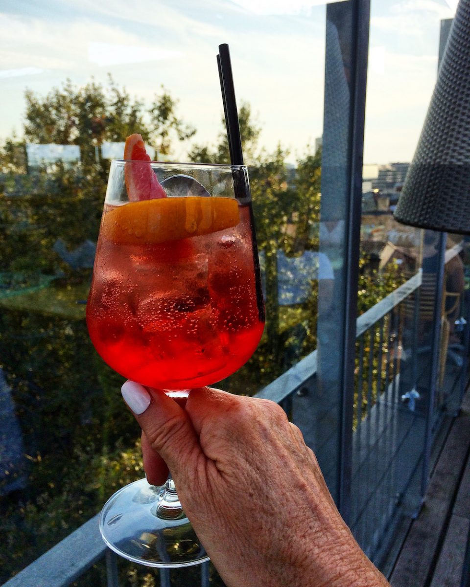 SPRITZ ROOFTOP MAMASHELTER