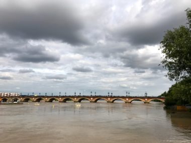 PONT DE PIERRE BORDEAUX