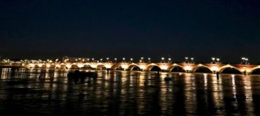 PONT DE PIERRE BORDEAUX