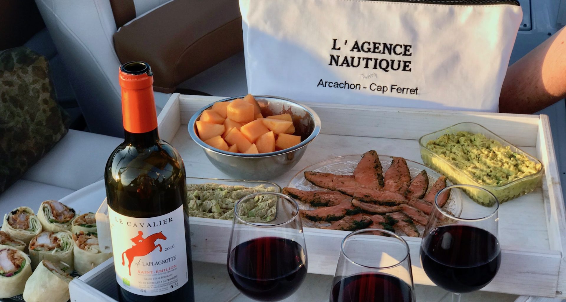 Apéro boat avec l'Agence Nautique